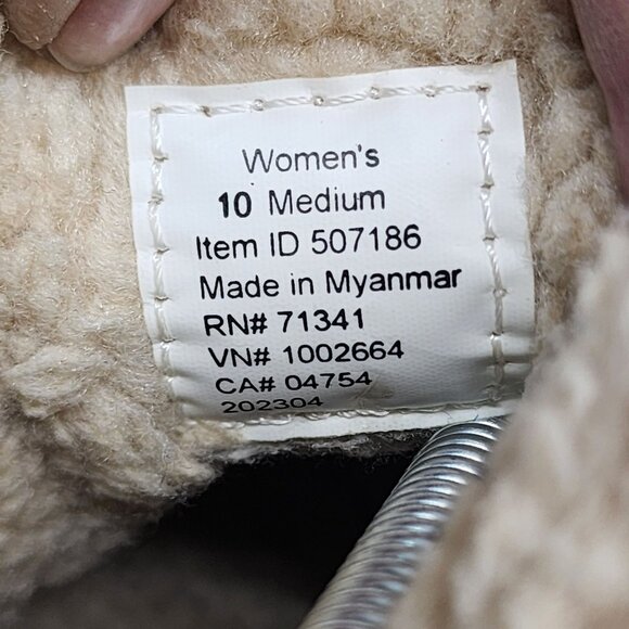 L.L. Bean Shoes Womens Size 10 Cream Cozy Shearling Slippers - Picture 9 of 12